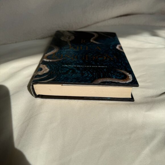 EUC, To Kill a Kingdom, Fantasy Book by Alexandra Christo - Picture 6 of 11